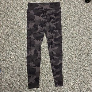 camo leggings
